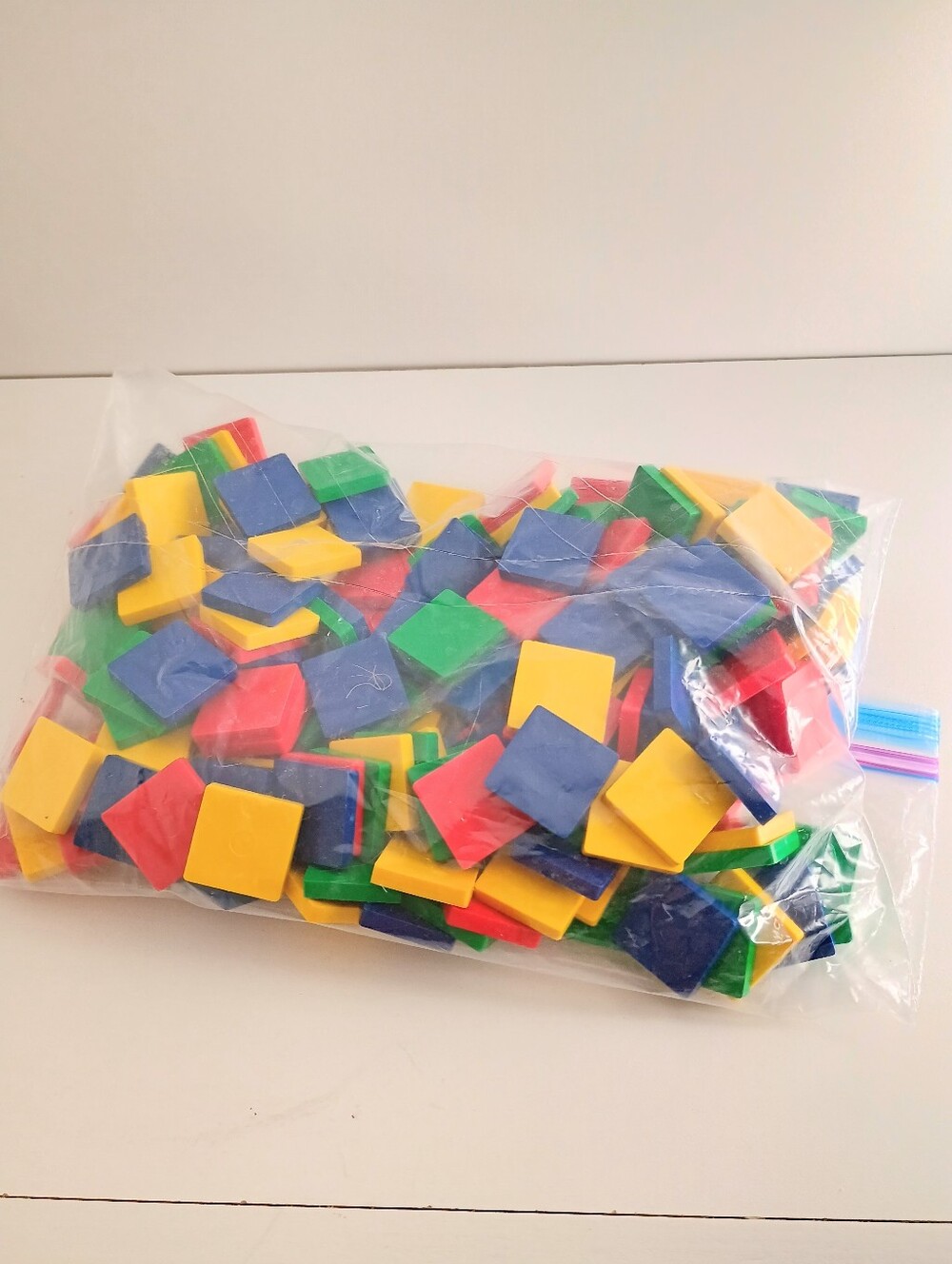 Plastic Colored Learning Tiles